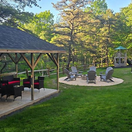 Peaceful Pocono Home With Hot Tub, Gym, & Office Long Pond Exteriér fotografie