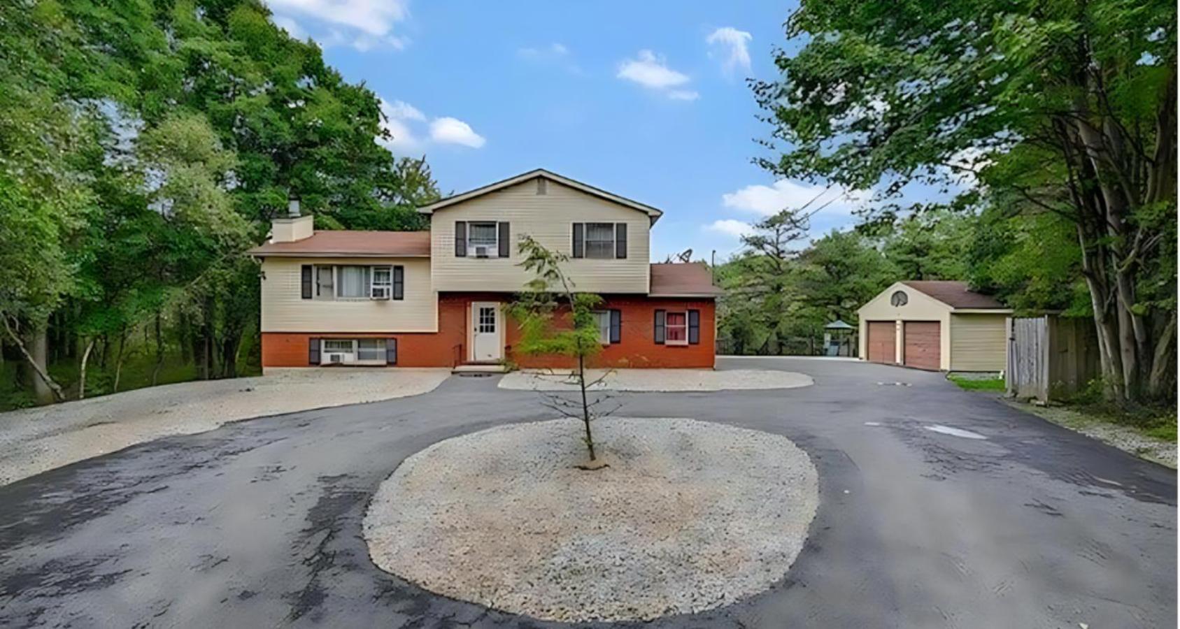 Peaceful Pocono Home With Hot Tub, Gym, & Office Long Pond Exteriér fotografie